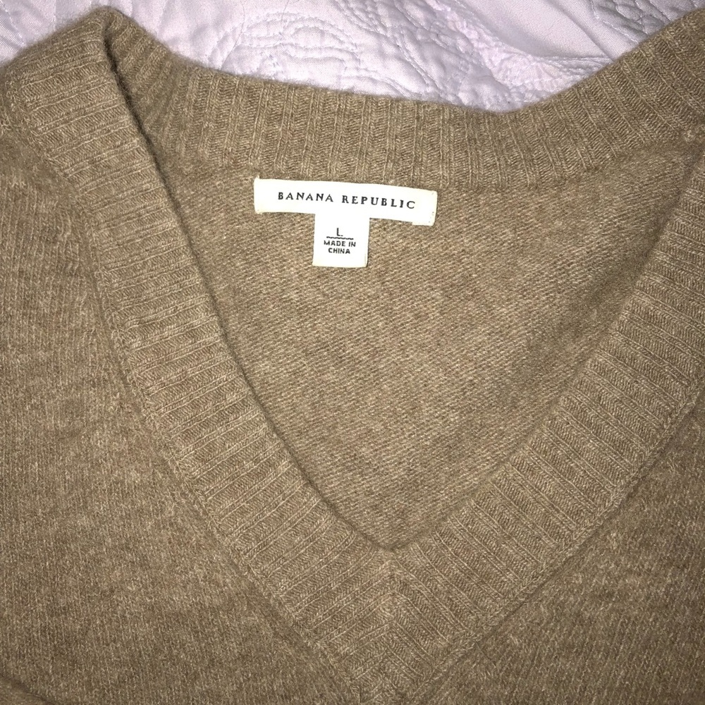 Banana republic sweater